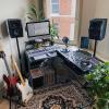 imageThe active VM50 produces clear audio with fastattacking punchy bass The speaker can be tuned to suit the characteristics of any room making it perfect for recreating a club sound when youre DJing or providing a flat frequency response when youre producing music in a home or professional studio setting